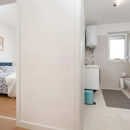 App Oz * Tar-Vabriga