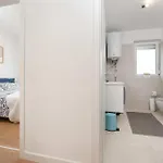 App Oz * Tar-Vabriga